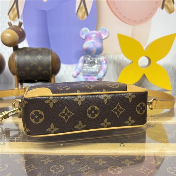 2026120191232844 140